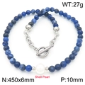 Collana di perle di sodalite blu con chiusura OT argento e perla di conchiglia bianca - Collana Colore Acciaio (KN288819-Z)