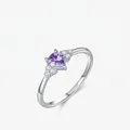 Anello elegante in argento 925 con cristallo viola a cuore e pietre scintillanti - Taglia US 5 / Argento