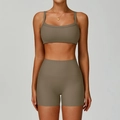 Conjunto de yoga acanalado en color topo para mujer con top cuadrado y pantalón corto - S / Sujetador + Pantalones Cortos / Café Claro