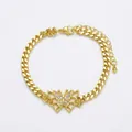 Pulsera de cadena cubana dorada con colgante de mariposa brillante y circonitas cúbicas - Estilo de Eslabón Cubano con Colgante de Mariposa Calado y Circonita (C) / Dorado