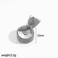 Bague en acier inoxydable maillé avec diamètre intérieur 18mm et poids 5,2g détails - Bague à Franges Argentée (TR4486-S)