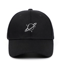 Casquette de baseball en coton noir avec broderie planète blanche et visière incurvée - Réglable / Noir