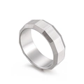 Anello da uomo in acciaio inossidabile spazzolato da 8mm con bordi sfaccettati - US 8 / Color Acciaio