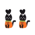 Dettaglio di orecchini di Halloween in acrilico con gatto nero e motivi di zucca con perni - Stile Gatto Nero e Zucca (5号)