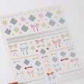 Pegatinas 3D en relieve para uñas con lazos retro y motivos florales modelo M-910 - Estilo de Lazo en Relieve 3D Encaje (M-910) / Relieve + Fragmentos de Vidrio Trasparentes