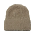 Detalle de textura de piel sintética suave en un gorro de punto beige cálido - M (56-58cm) / Caqui