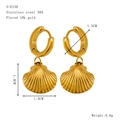 Vergoldete 18K Edelstahl-Ohrringe mit Muschel-Anhänger und feiner vertikaler Struktur - Muschelanhänger-Stil (S-E130)