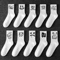 Weiße Baumwollsocken mit schwarzen Monster-Graffiti-Prints im Streetwear-Stil - 10 Paare Weiß (je 1 Stück)