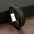 Handgefertigtes mehrlagiges Lederarmband in Schwarz mit Silberperlen und Magnetverschluss - 21cm / Schwarz