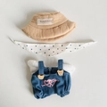 Dreiteiliges Puppen-Outfit mit Denim-Latzhose, Herzstickerei und kleinen Engelsflügeln - Passend für 17cm Puppe / Brauner Offener Hut + Engel-Jeanslatzhose + Dreieckstuch / Braun + Denimblau