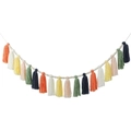 Ghirlanda boho con nappe in cotone colorato e perle di legno su sfondo bianco puro - Multicolore 18 Nappe