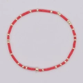 Pulsera artesanal de cuentas rojas y doradas con diseño bohemio y estilo geométrico - Cuentas de Columna Rojo Oro