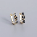 Elegantes pendientes de plata dorada en forma de U con circonitas negras variadas - Chapado en Oro (Zirconia Negra)