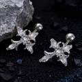 Clous d'oreilles croix gothique en argent avec zircons et fermoir à vis à bille - Argent et Blanc (12207)