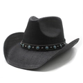 Chapeau de cowboy noir tressé classique avec bandeau perlé turquoise sur fond blanc - M (56-58cm) / Noir