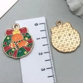 Christmas wreath and gingerbread man alloy charm with red, green and gold enamel finish - Green Gingerbread Man Wreath (23x20mm)