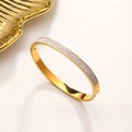 Lujoso brazalete de acero de titanio oro rosa con tres filas de brillantes diamantes de cristal - Estilo Zirconia de Tres Filas / Dorado