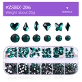 Smaragdgroene nagelkunst strass steentjes in 12-vaks doos met gemengde 3D-vormen en kristallen - Smaragd (ZSHZ-206)