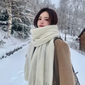 Sciarpa lunga in maglia grossa bianca da donna con frange per il calore invernale - Beige