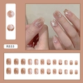 Kurze quadratische Press-on-Nägel mit Nude-Blumendesigns und Silberglitzer-Akzenten - R833 Herbst-Kamelie (Kleber-Typ)