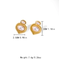 Orecchini a cuore vintage placcati in oro con perla bianca e trama granulosa - Stile a Forma di Cuore Irregolare (TL-E1399-02)