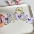 Fairy style butterfly claw clip with purple-blue gradient and transparent beads - Violet
