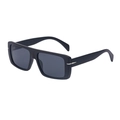 Gafas de sol cuadradas polarizadas en negro mate con detalle de flecha plateada - C2 Polarizado Negro Mate Gris