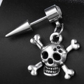 Punk stijl zilveren doodskop oorbel met heldere zirkonia op zwarte textuur - Zilveren Zirkonia Schedel