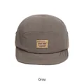 Casquette de camping grise à cinq panneaux à séchage rapide avec écusson en cuir - Réglable / Gris