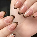 3D French Leopard Print Kunstnägel mit Goldrand und eleganter Mandelform Finish - Leoparden-Französisch-Goldlinie (JP4168)