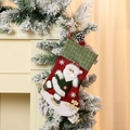Grosse chaussette de Noël en velours avec Père Noël suspendue à la cheminée - Chaussette en Lin avec Plaque en Bois Taille L-Père Noël (32x19cm)