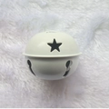 Cloche blanche en métal de 5cm avec étoile découpée pour décorations de Noël et colliers - Étoile Peint Blanc