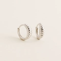 Orecchini a cerchio croissant in argento s925 con design a coste e finitura lucida - Argento 925 / Oro Bianco
