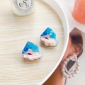 Mini shell-shaped hair clips in blue and beige with polka dot pattern and acetate finish - Blue-Pink Conch (Pair)