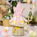 Gnomo di Pasqua in peluche con cappello a orecchie di coniglio rosa e fiori gialli - Bambola Gnomo Femmina di Pasqua