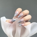 Mistblauwe en grijze puntige kunstnagels met zilveren glitters en witte lijndetails op de nagel - Smoky Blauw Grijs Verloop Glitter Stijl (Y-95) - Lijm Type