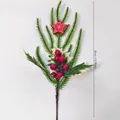 Detail eines 35cm Weihnachts-Zweigs mit Tannennadeln, roten Beeren und Schneestern - Y27-Roter Schneeflocken Stern Pick