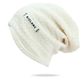 Gorro slouchy blanco crema con patrón de punto texturizado y etiqueta de marca lateral - Talla única / Blanco