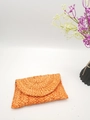 Pochette a busta in paglia di mais arancione fatta a mano con design a semicerchio - Arancione