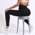 Pantaloni da yoga neri a vita alta senza cuciture con effetto lifting e vestibilità - S / Nero