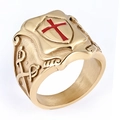Anello vintage in acciaio inossidabile dorato con scudo a croce in smalto rosso - US 7 / Oro