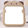 Specchio per trucco pieghevole kaki con orecchie da orso e design desktop quadrato - Orecchio d'orso-Marrone / La Montatura È Realizzata In Plastica Color Kaki E Presenta Orecchie E Tratti Del Viso Da Orso Nella Parte Superiore.