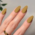 Uñas postizas almendradas color amarillo mostaza mate con acabado esmerilado suave - Tipo de Pegamento / Amarillo Mostaza Mate