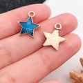 Ciondolo a stella in smalto glitterato blu con retro metallico dorato rigato - Stella a Cinque Punte Blu Smaltata (9960)