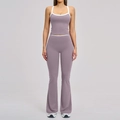Paarse yogaset met sportbeha met witte bies en uitlopende legging met hoge taille - S / Vest + Flare Broek / Taropaars