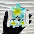 Plumeria hair claw set with blue and yellow gradient petals in three pieces - Crafted Blue Set (including Card)