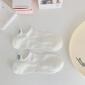 Chaussettes invisibles blanches en coton avec broderie smiley bleu au talon - Taille unique / Style Visage Souriant Bleu