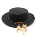 Chapeau de soleil plat noir en paille avec plumes bohèmes et perles pour voyage - M (56-58cm) / Noir