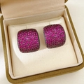Macro detail of vintage style square earrings with pavé magenta stones in black metal - 925 Silver Needle / Gun Black Pink - C-Shape