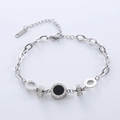 Elegante bracciale in acciaio inossidabile argento con ciondolo nero e numeri romani - Color Acciaio